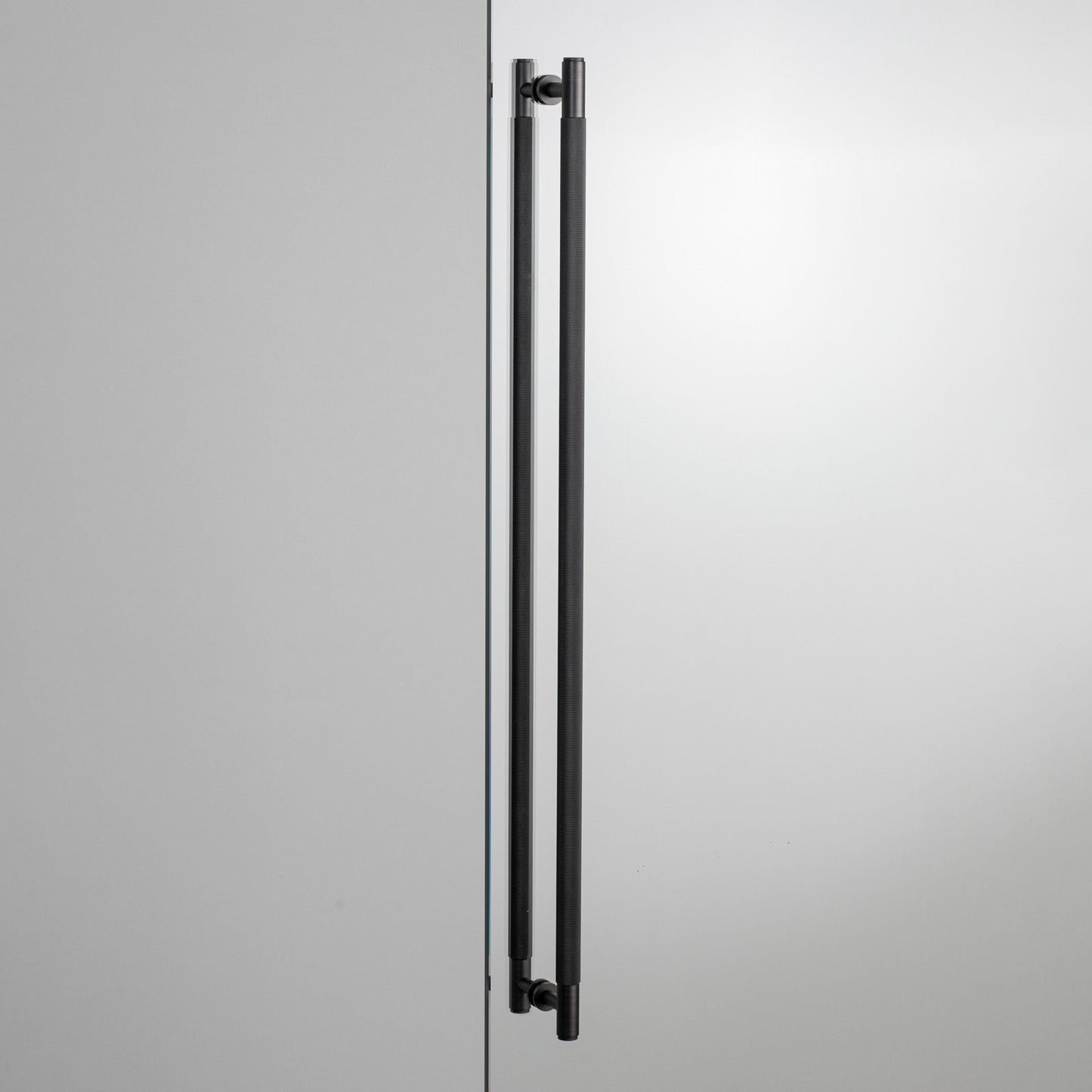 Closet Bar 774Mm/Double-Sided/Smoked Bronze Closet bar Buster & Punch