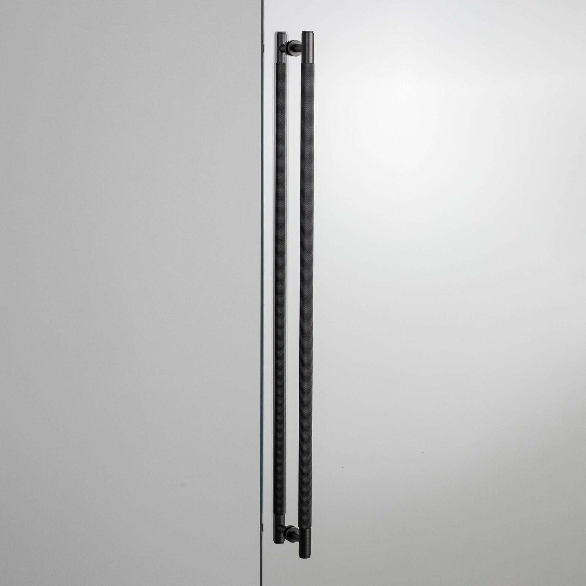 Closet Bar 774Mm/Double-Sided/Smoked Bronze Closet bar Buster & Punch