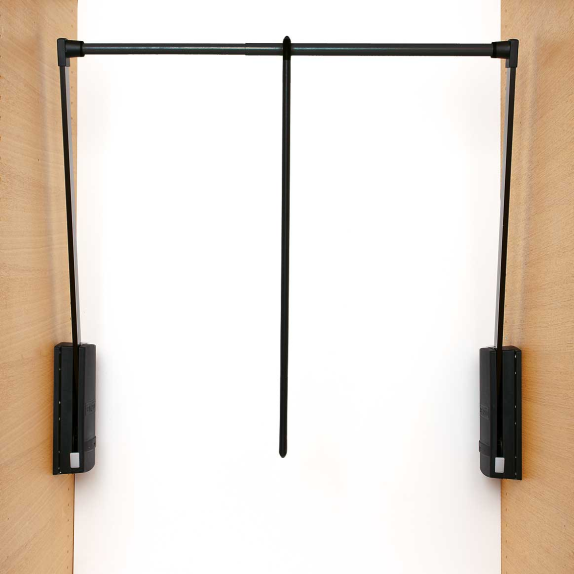 Garderobelift 440-610mm behuizing zwart buis zwart  Bestelmeubelbeslag.nl